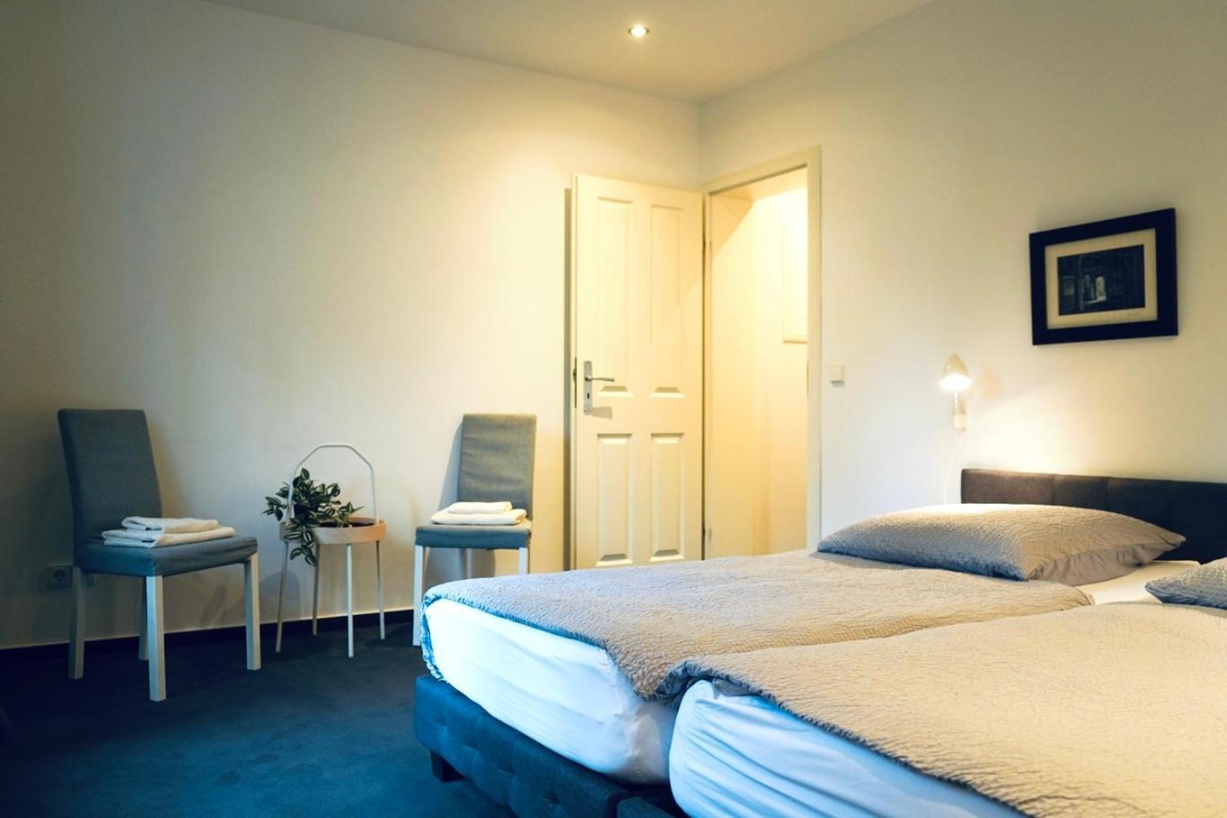 Haus Im Gruenen Fuer 6 Personen-3 Schlafzimmer- 3 Baedern -Waschmaschine-Grosse Terrasse- Vollausgestattete Kueche Wolfsburg Buitenkant foto