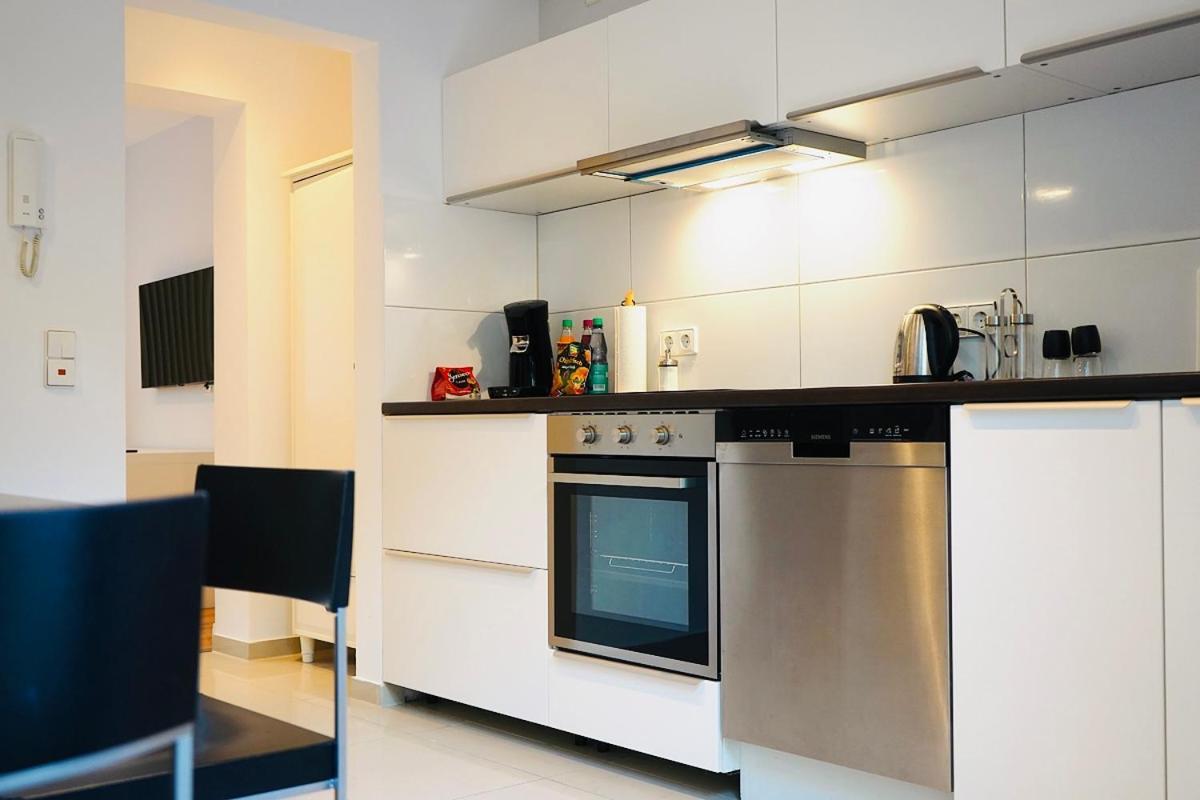 Haus Im Gruenen Fuer 6 Personen-3 Schlafzimmer- 3 Baedern -Waschmaschine-Grosse Terrasse- Vollausgestattete Kueche Wolfsburg Buitenkant foto